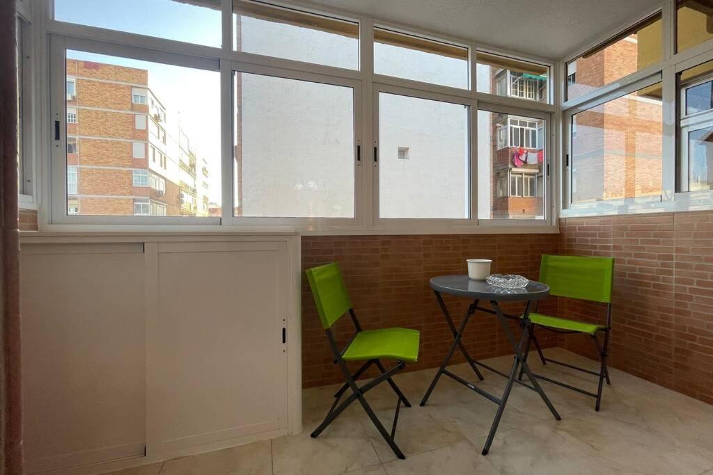 Gran Y Magnifico Apartamento En Malaga Appartement Buitenkant foto