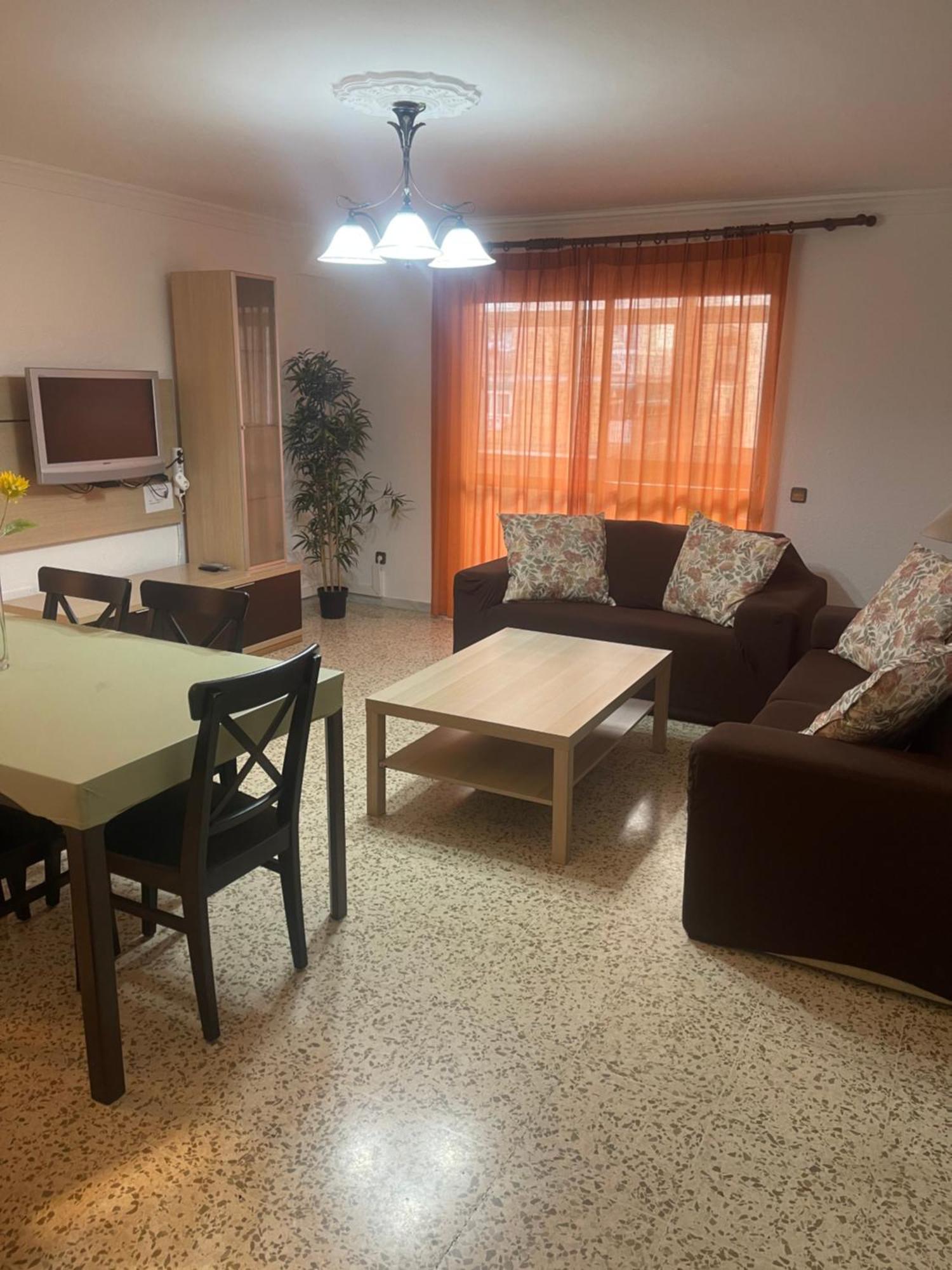 Gran Y Magnifico Apartamento En Málaga Buitenkant foto